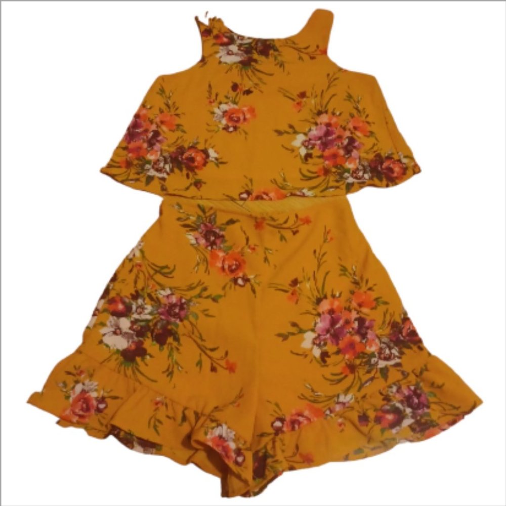 Lilt Floral 2 Piece Floral Short and Top Outfit Size Small 7/8